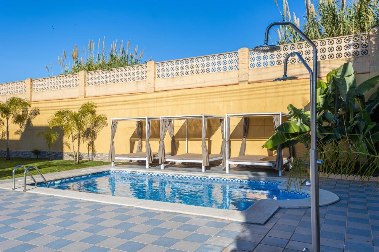 Sun, Relax, Climatized Pool & Steps To The Beach By Mellow فيليز-مالاغا المظهر الخارجي الصورة